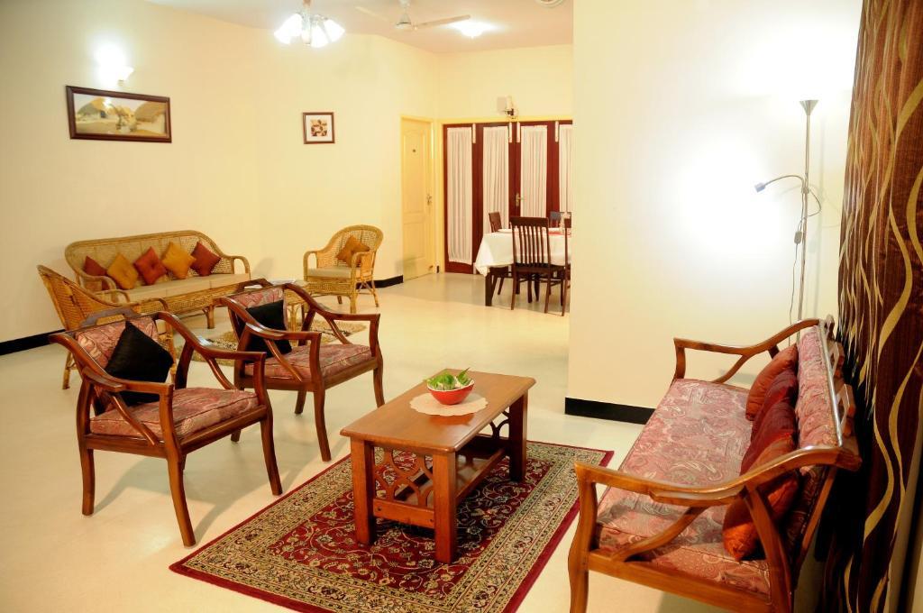Executive Comfort Alwarpet Chennai Dış mekan fotoğraf