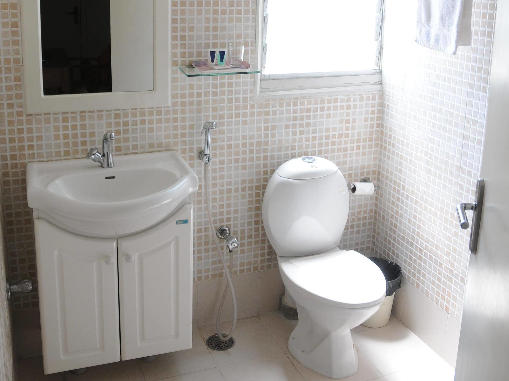 Executive Comfort Alwarpet Chennai Dış mekan fotoğraf